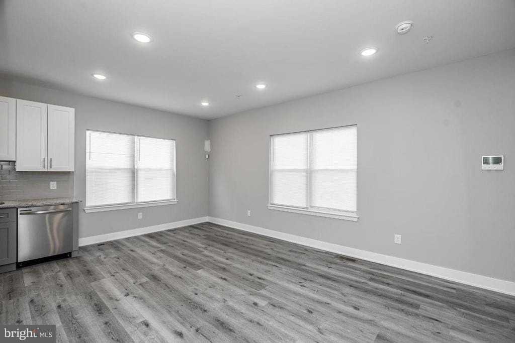 616 N Union St - Photo 4 of 21