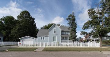 featured image of 1629 Prairie St