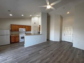 1105 Meadowlark Way Se #D - Photo 1 of 1