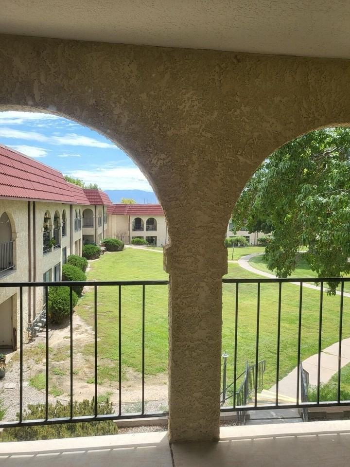 827 Country Club Dr Se #2A - Photo 5 of 29