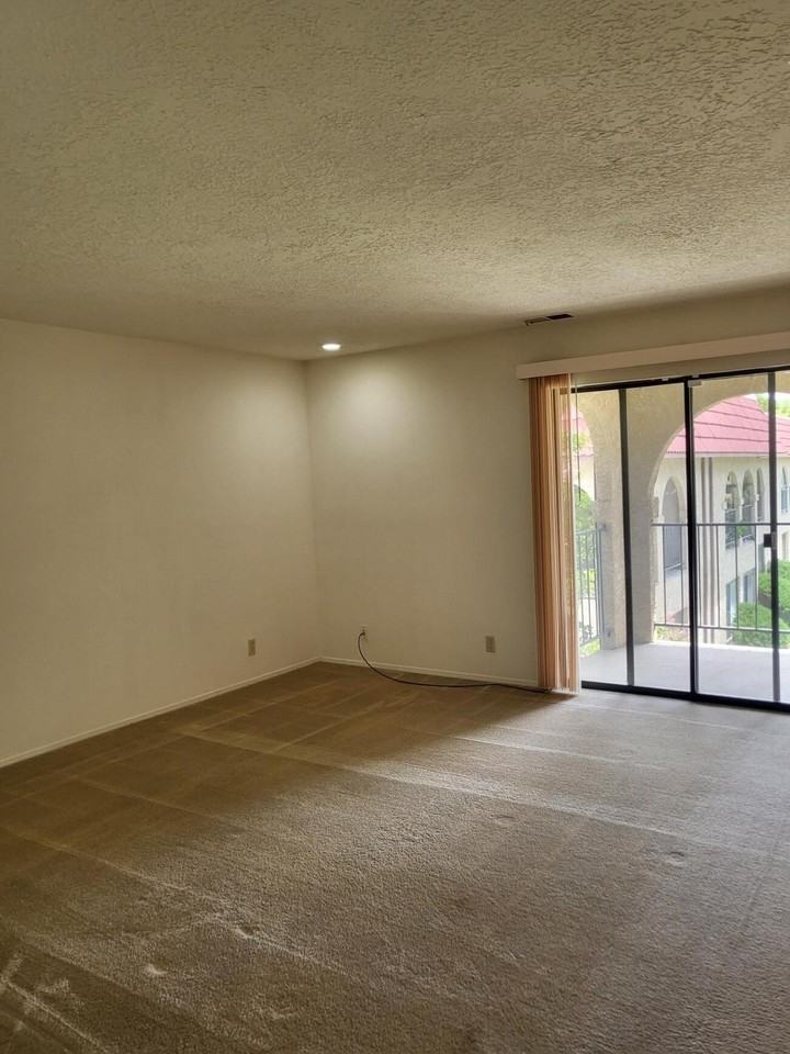 827 Country Club Dr Se #2A - Photo 7 of 29