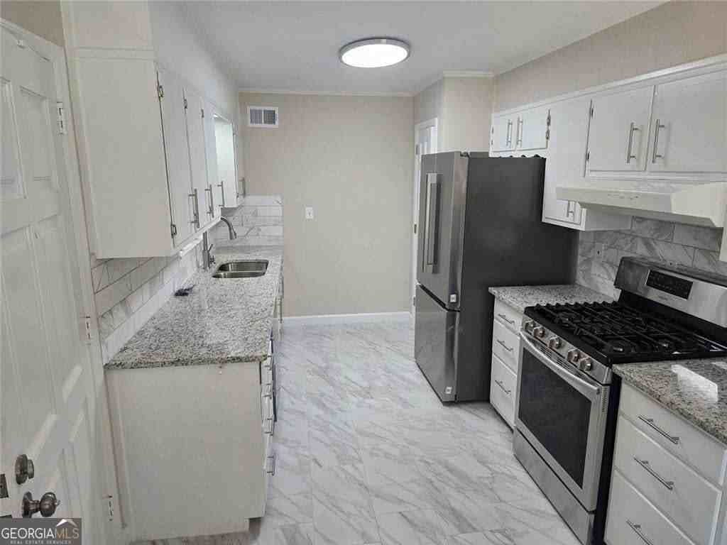 3420 Northside Dr #A - Photo 6 of 12