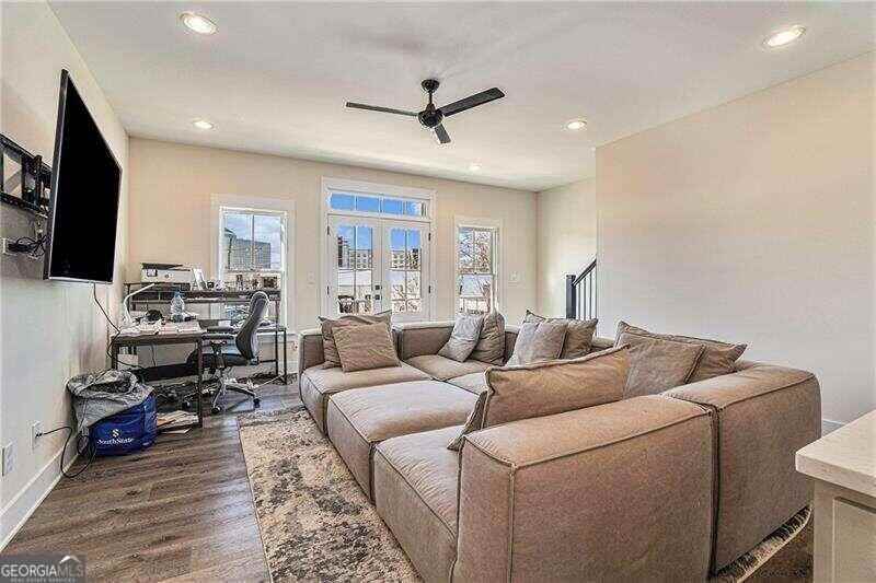 3454 Elkins St - Photo 5 of 29