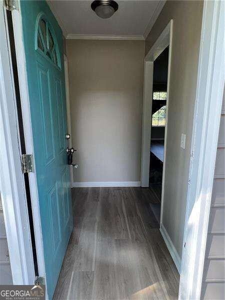 2121 Wood Ct - Photo 2 of 31