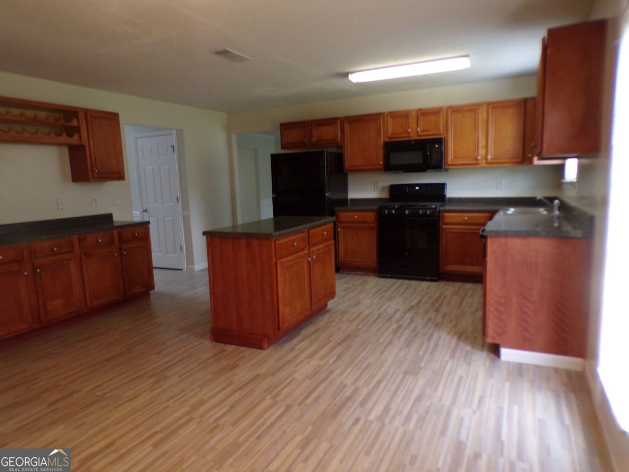 1527 Paceville Ct - Photo 7 of 19