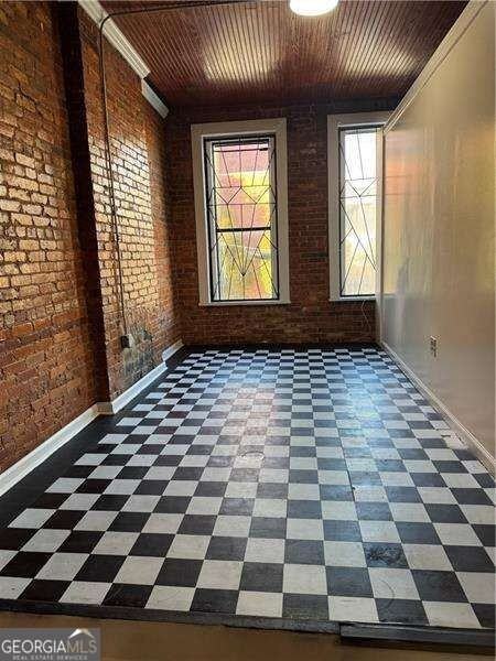 138 Edgewood Ave Ne - Photo 7 of 22