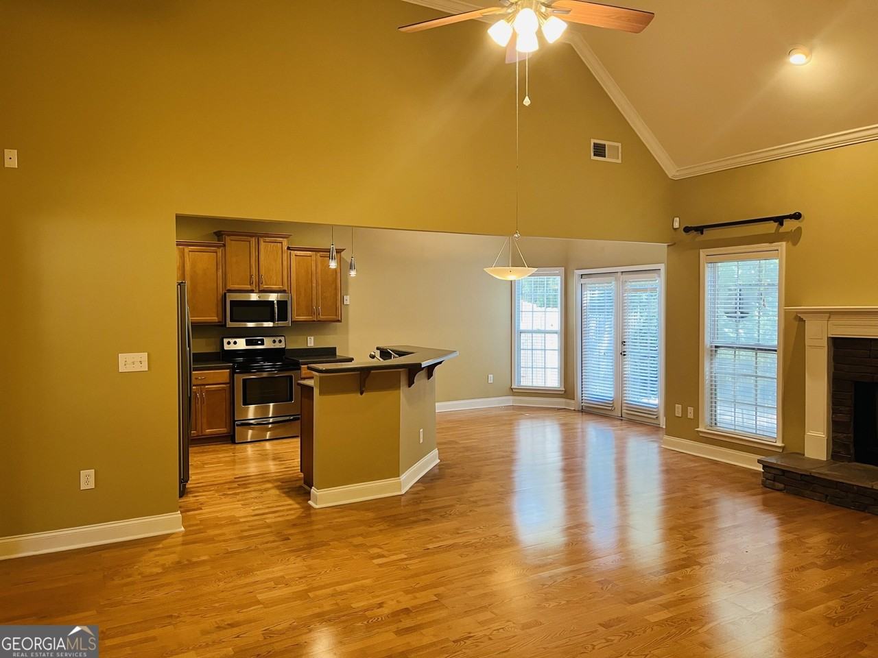 179 Village Park Dr - Photo 4 of 37
