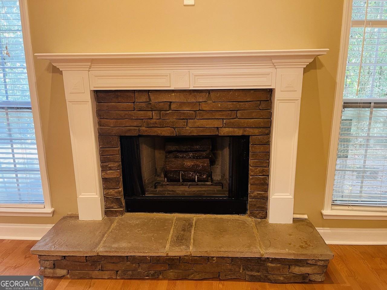 179 Village Park Dr - Photo 5 of 37