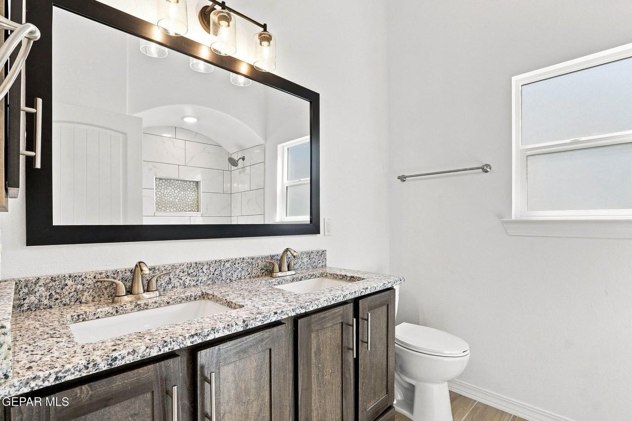 15321 Promise Ct - Photo 6 of 33
