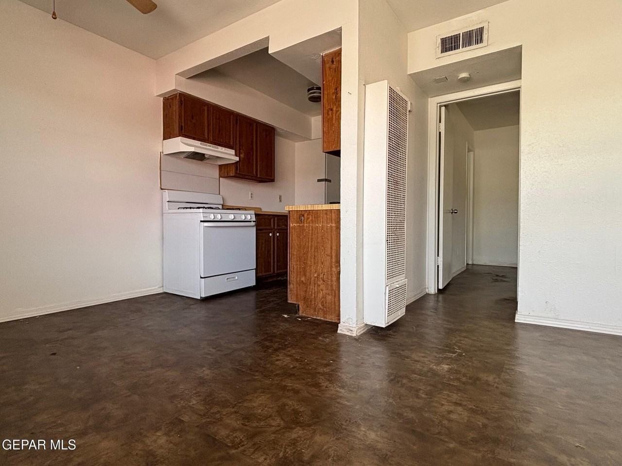 2409 Red Sails Dr #A - Photo 5 of 9