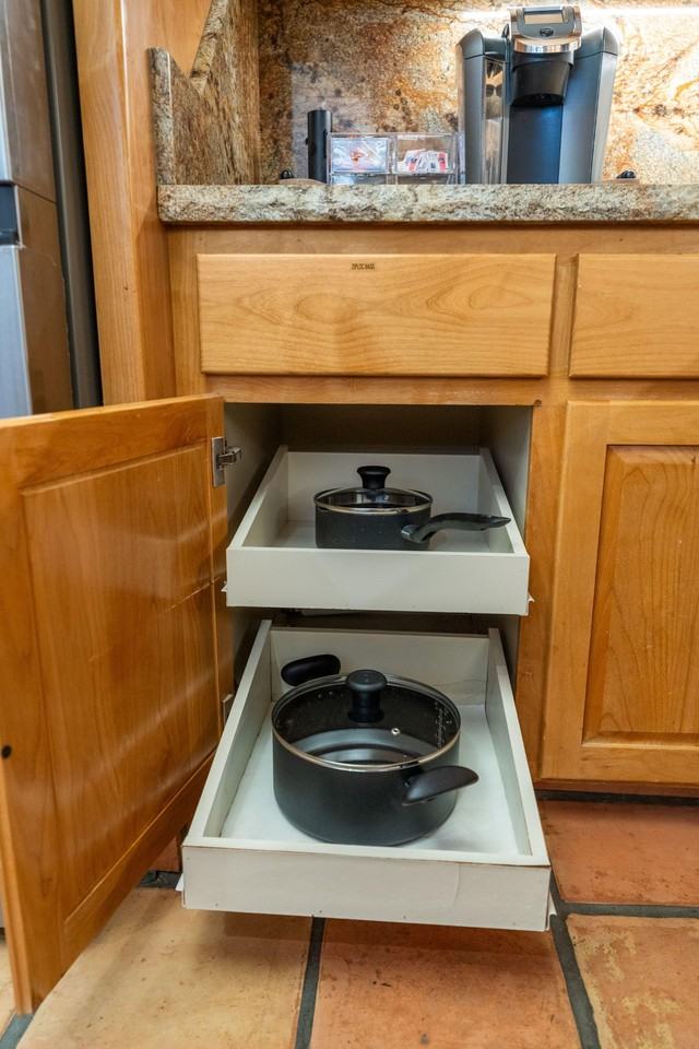 Bonanza Dr - Photo 7 of 26