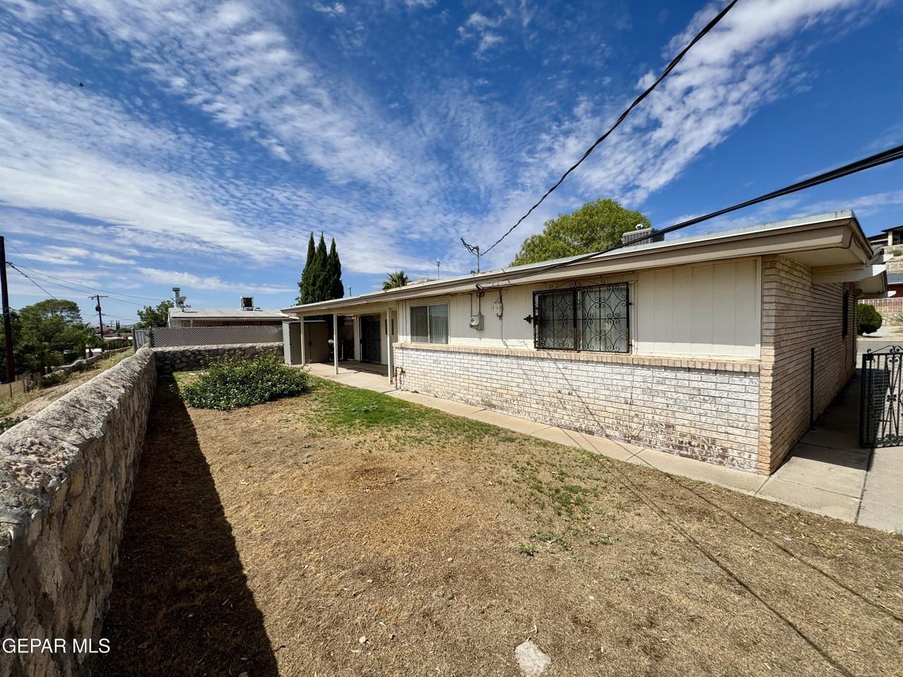 9928 Acer Ave - Photo 4 of 29