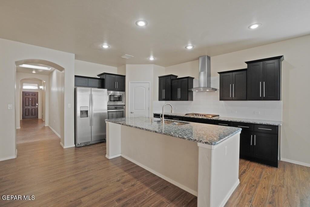 13031 Sherborne Ave - Photo 3 of 48