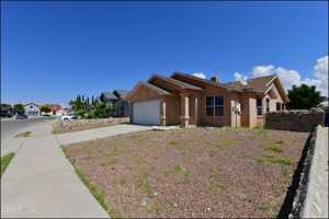featured image of 3112 Tierra Ayala