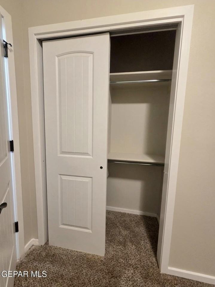 2153 Blue Valley Ave - Photo 5 of 17