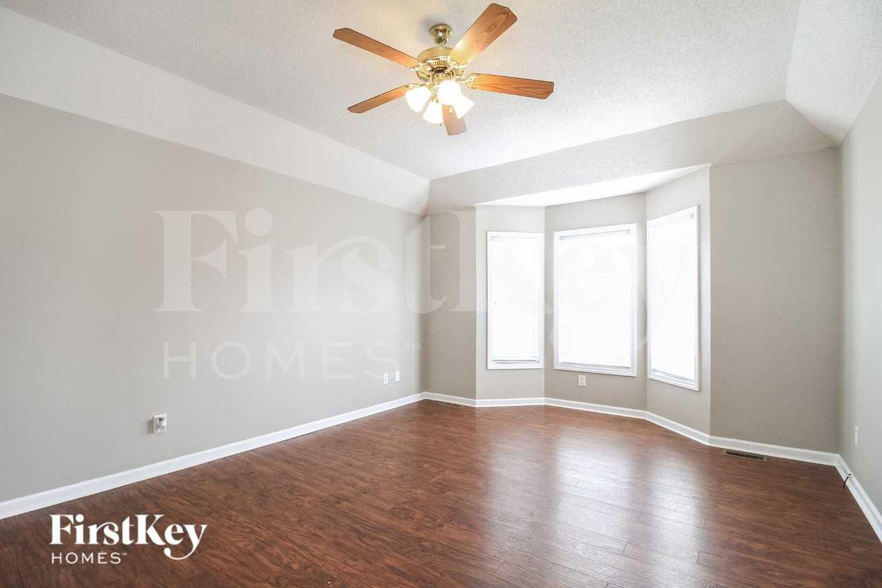 4730 Beckel Rd - Photo 3 of 15