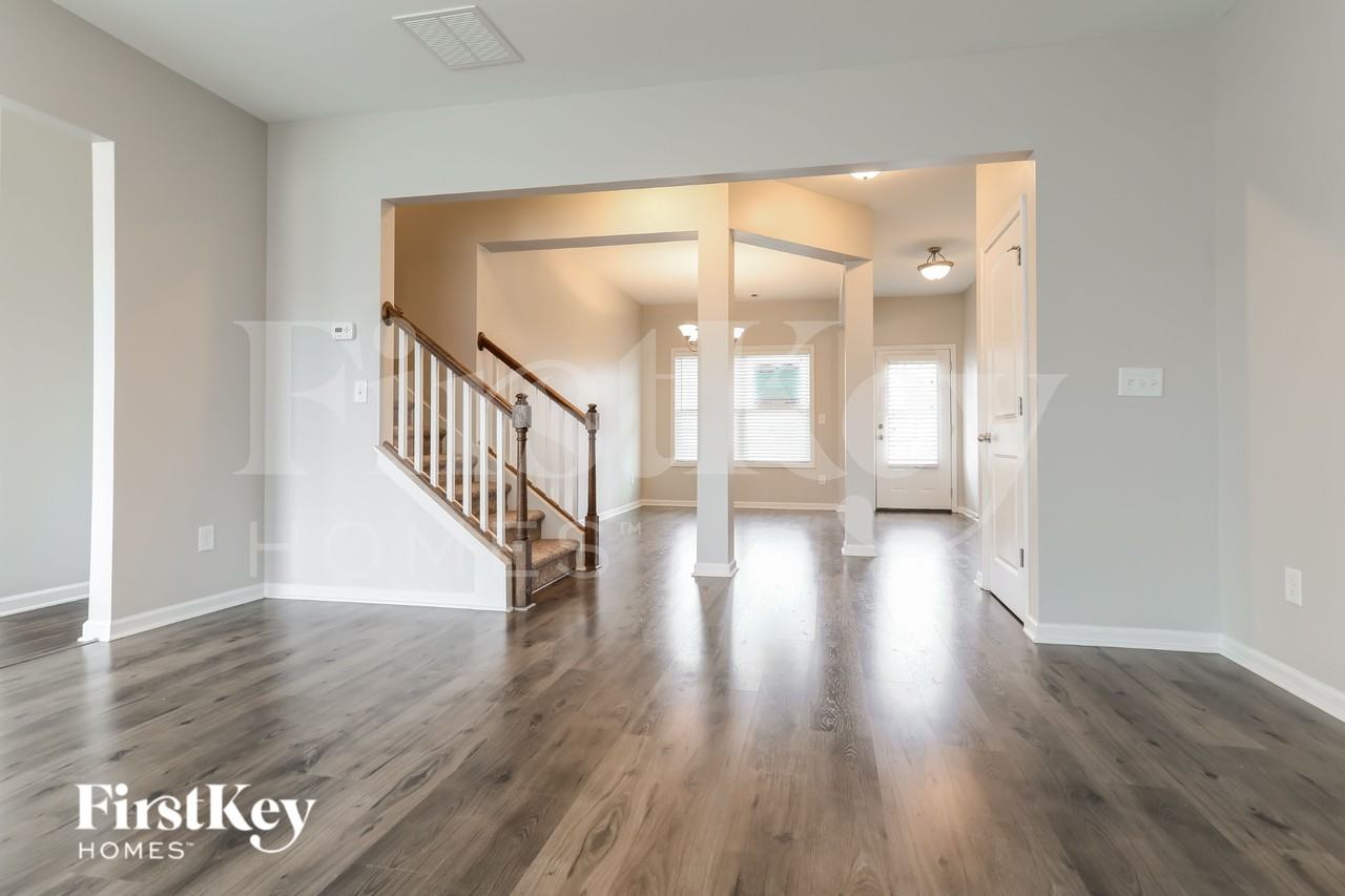 2142 Massey Ln - Photo 4 of 16