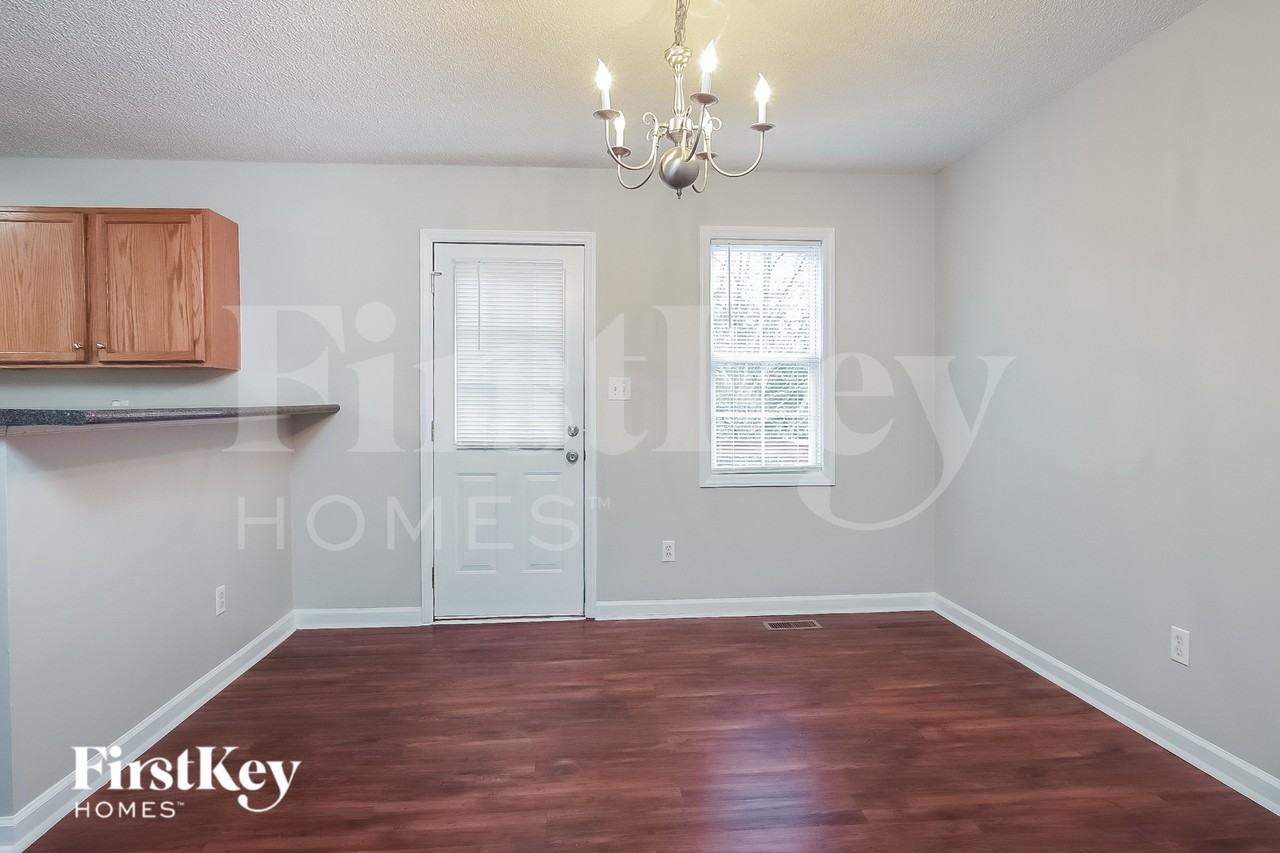 1006 Planters Trail Ct - Photo 4 of 15