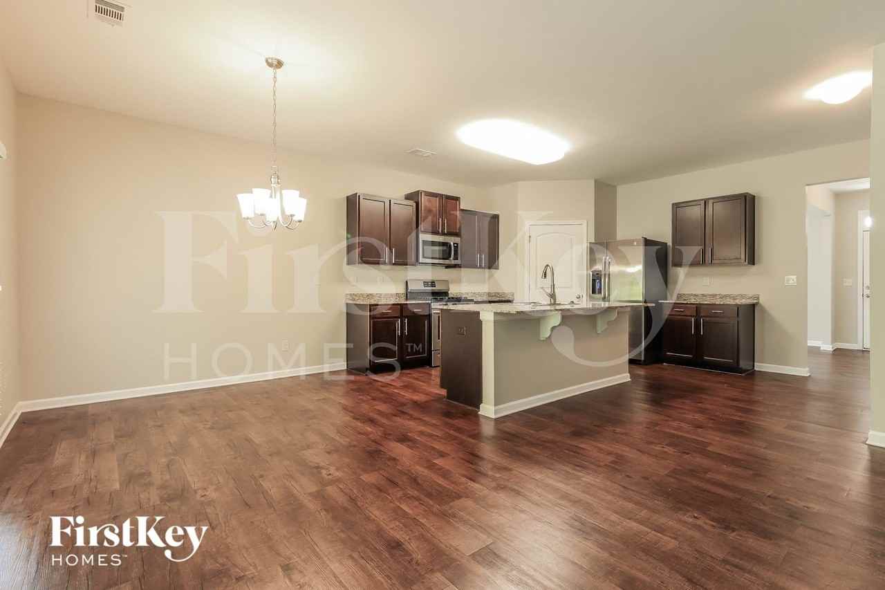 98 Westin Way - Photo 5 of 15