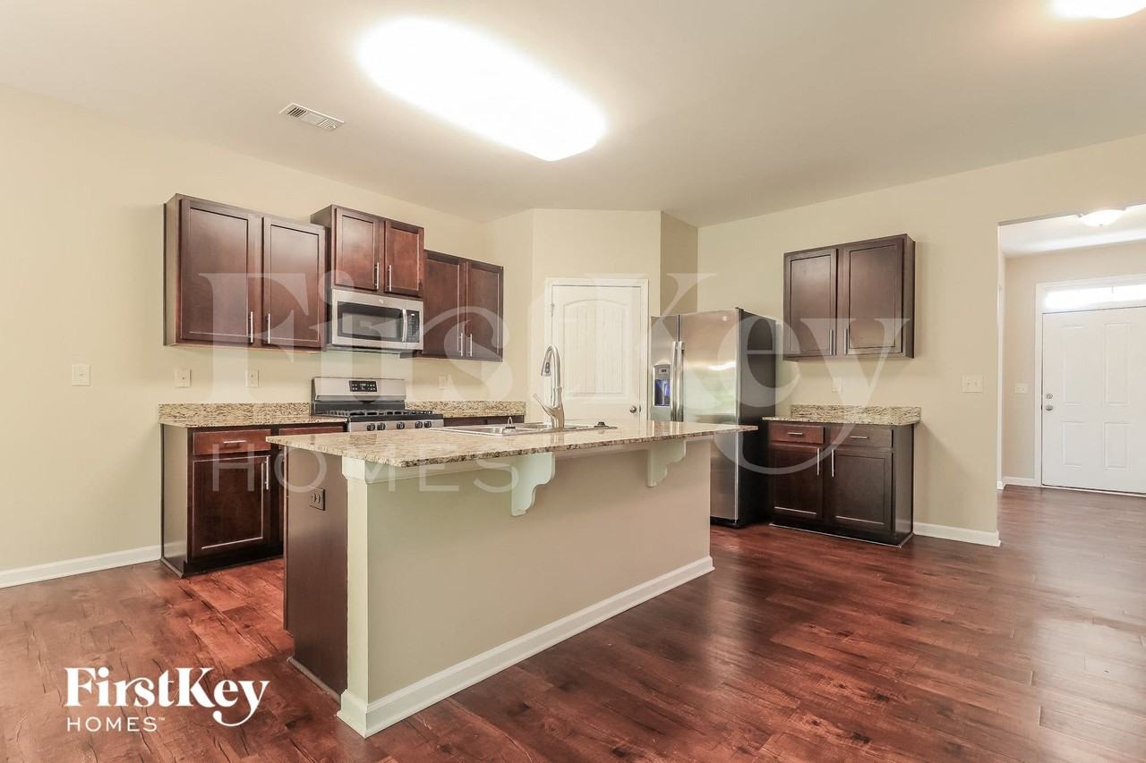 98 Westin Way - Photo 6 of 15