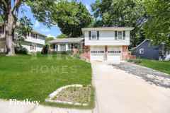 9610 W 92nd Ter - Photo 1 of 1