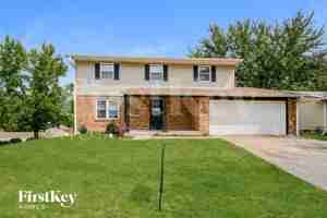 featured image of 920 Tree Trails Ln