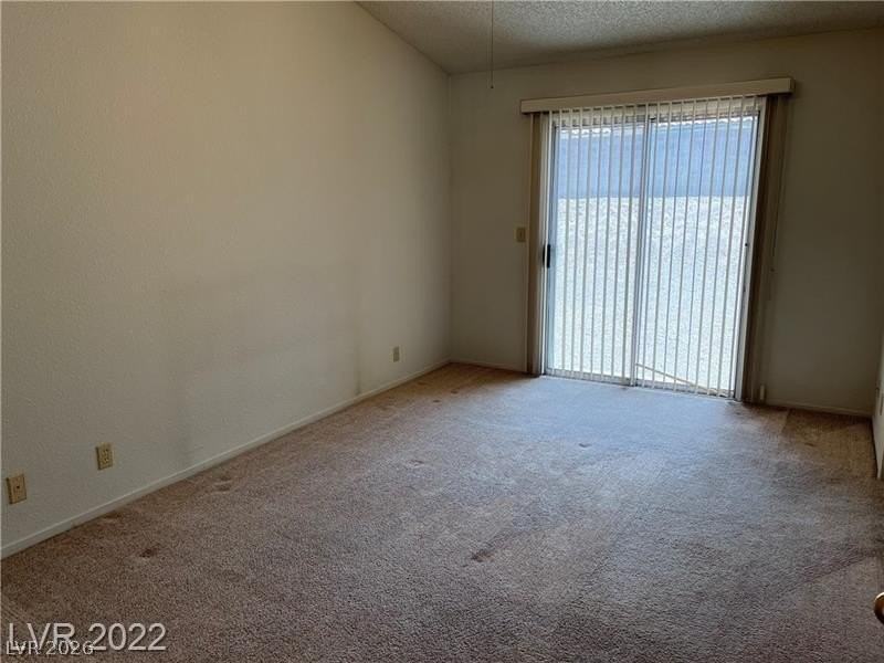 930 Stetson Dr - Photo 7 of 18
