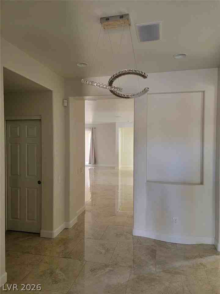 2659 Lochleven Way - Photo 4 of 39