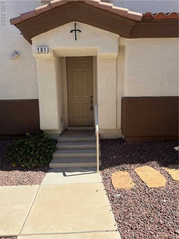 1088 Luna Eclipse Ln #101 - Photo 4 of 36