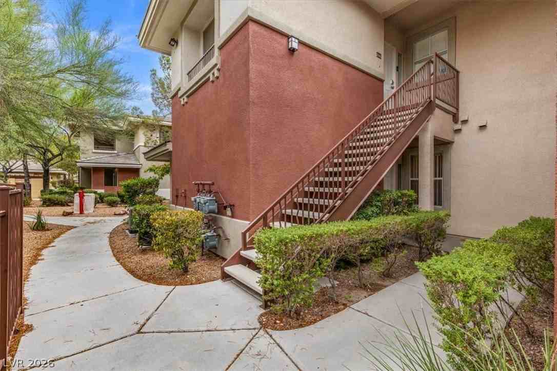 1000 Duckhorn Ct #102 - Photo 2 of 29