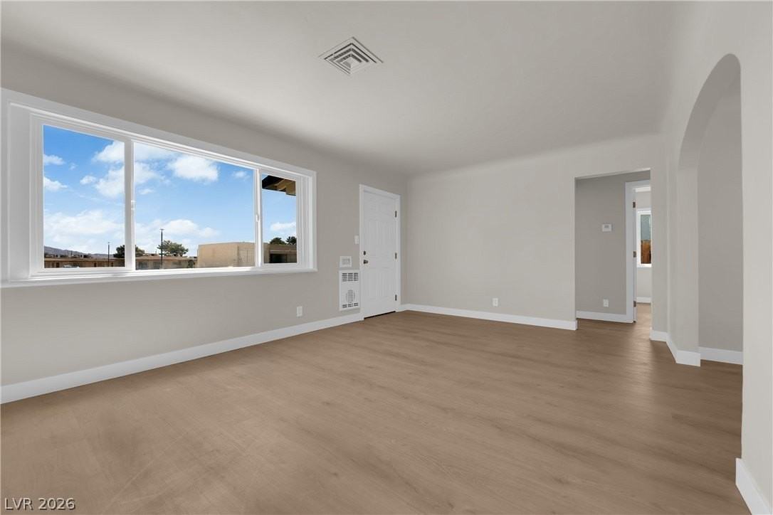 433 N 10th St - Photo 4 of 29