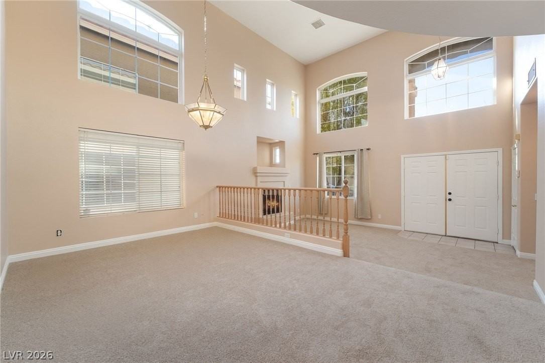 884 Sweeping Vine Ave - Photo 7 of 35