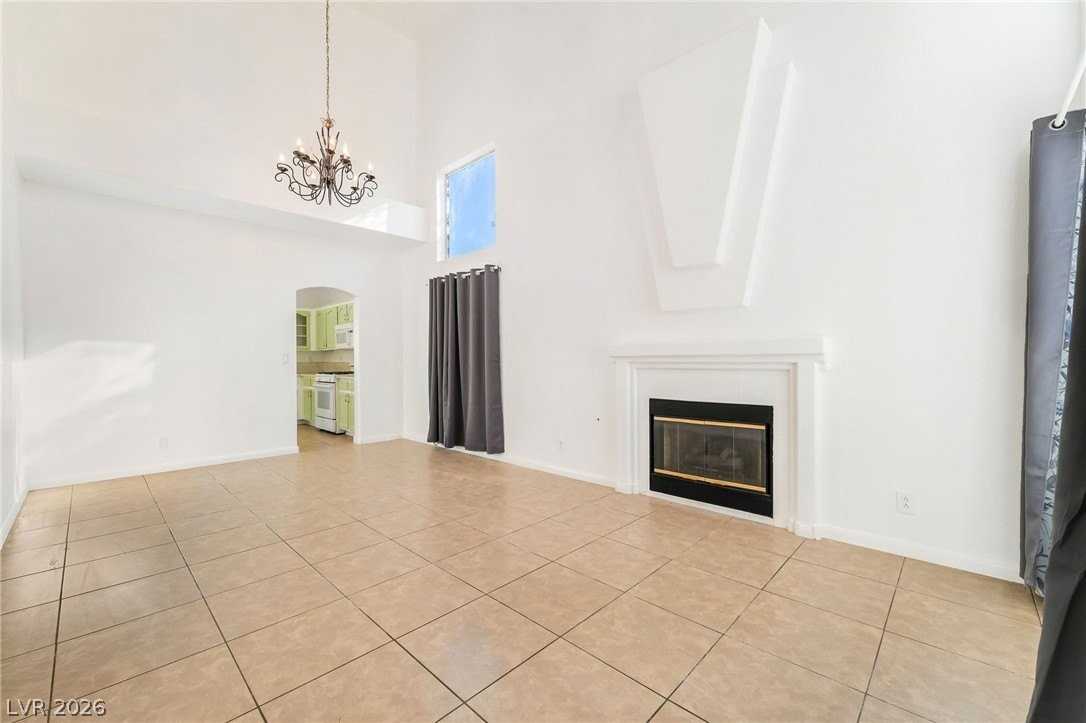 1354 Silver Knoll Ave - Photo 3 of 26
