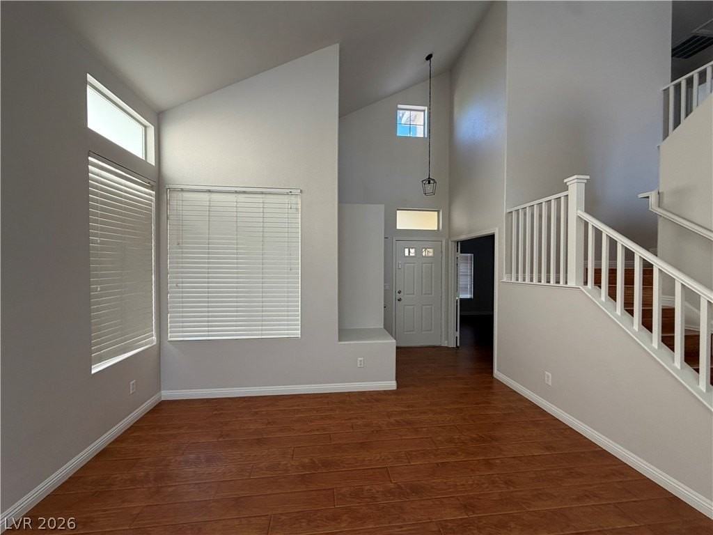 8161 Bonaventure Dr - Photo 5 of 50