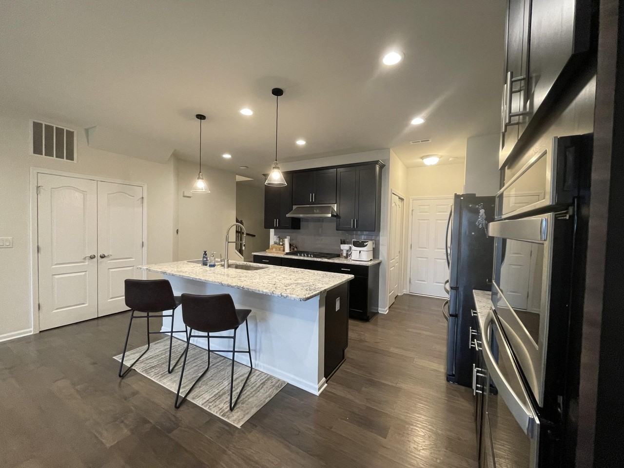 43590 Chancellor Ln - Photo 5 of 21