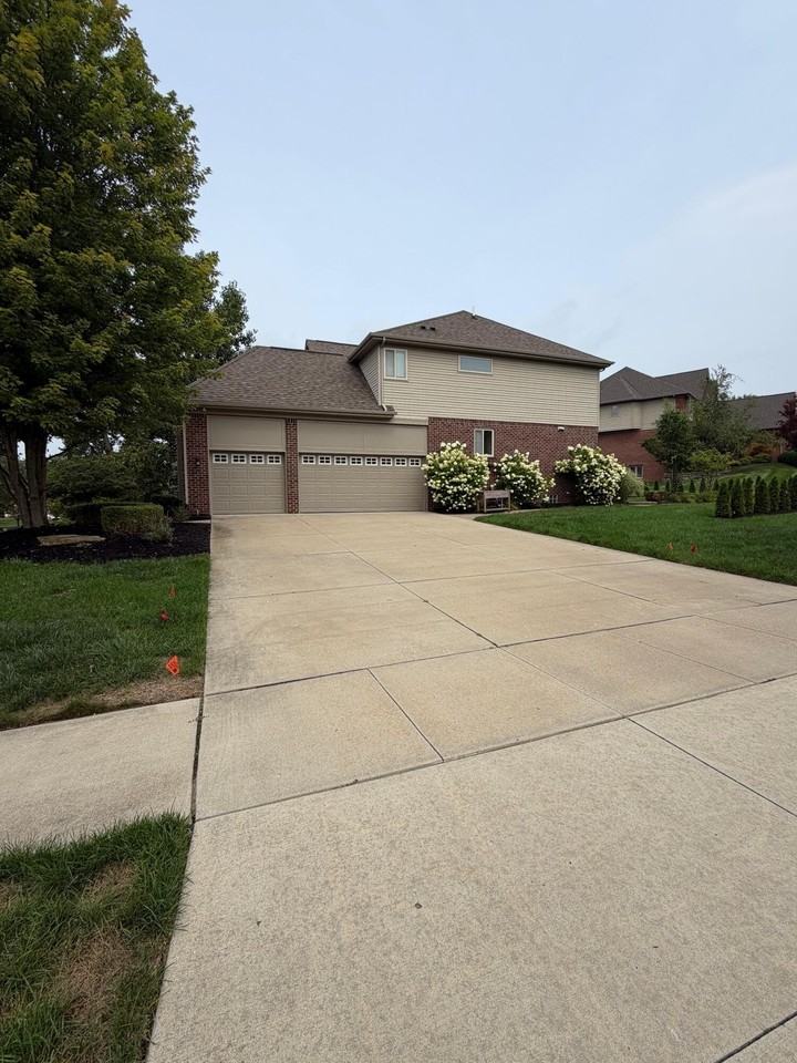 5120 Parkgate Dr - Photo 5 of 29