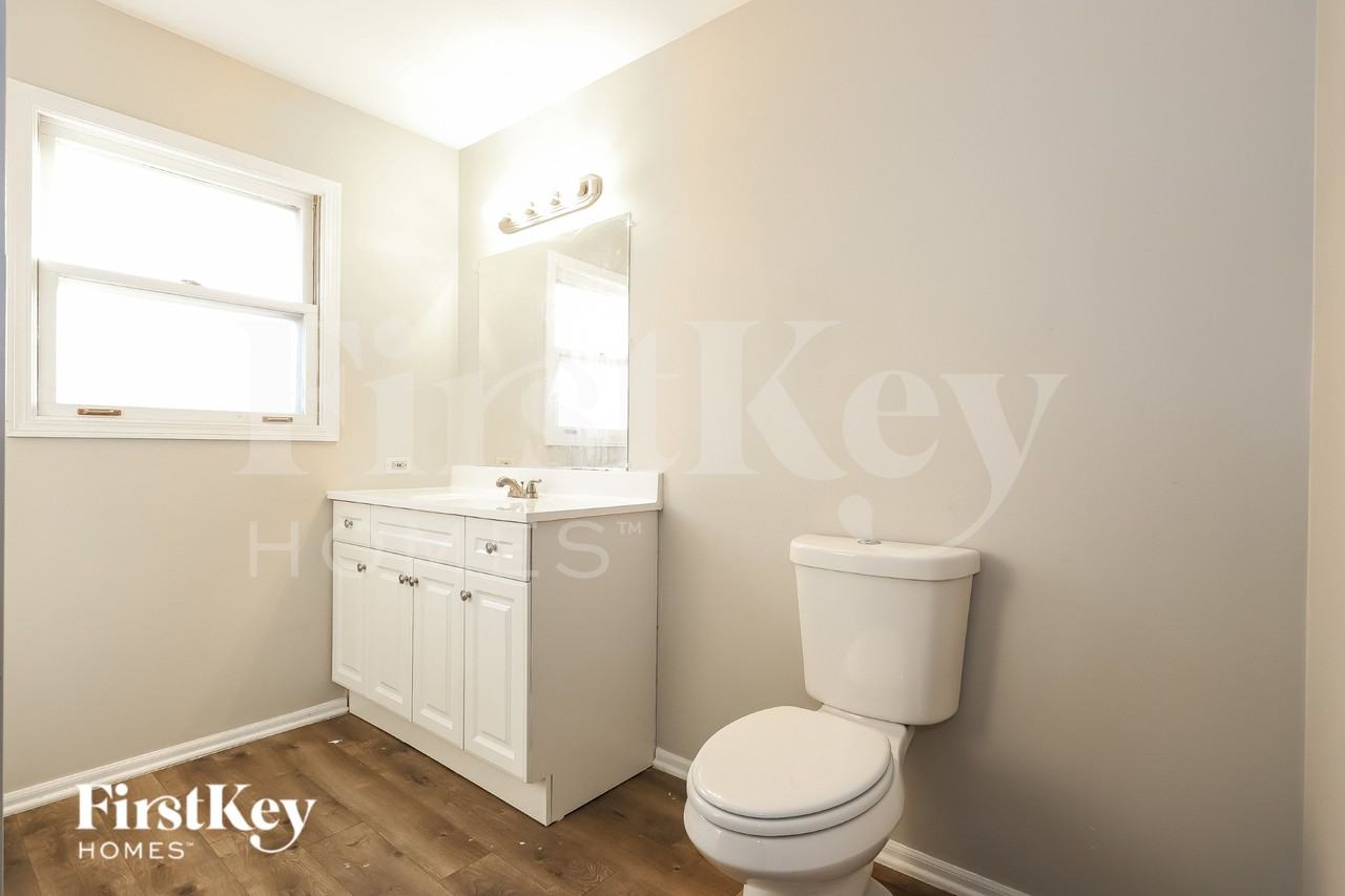6504 Jack Rogers Ln - Photo 7 of 15