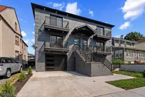 featured image of 144 N 14th St