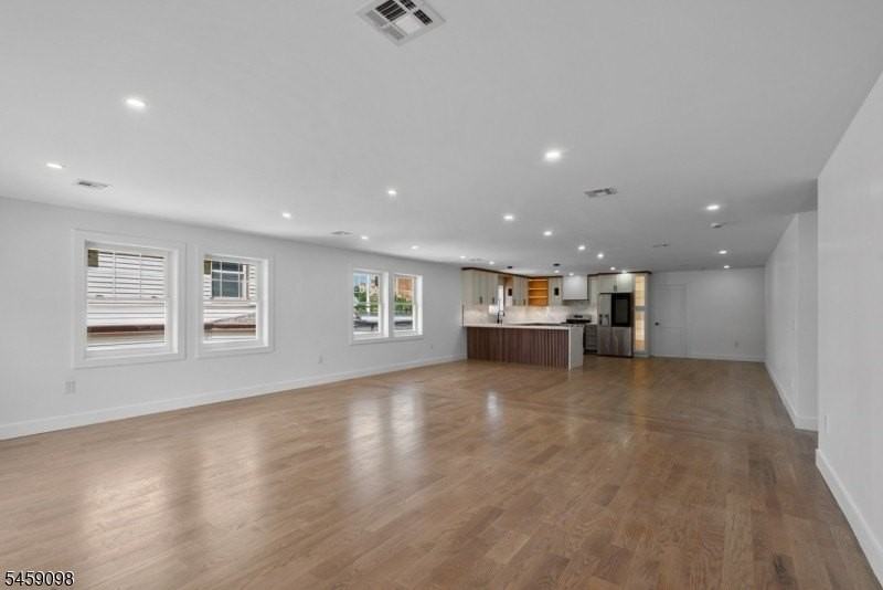144 N 14th St - Photo 3 of 29