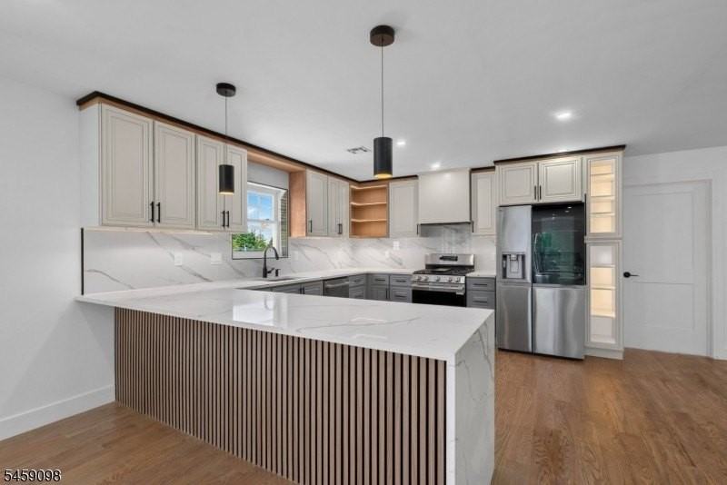 144 N 14th St - Photo 6 of 29
