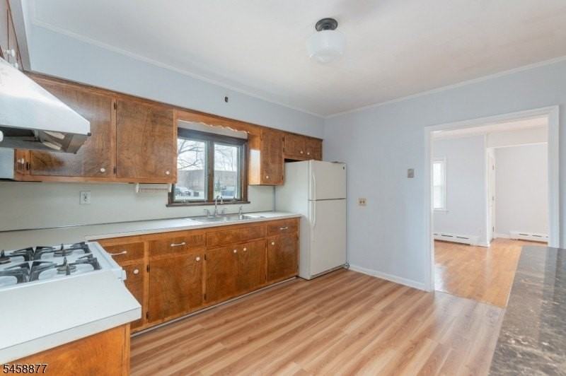 24 Morris Ave - Photo 6 of 25