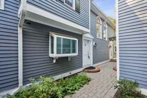 featured image of 54 Countryside Dr