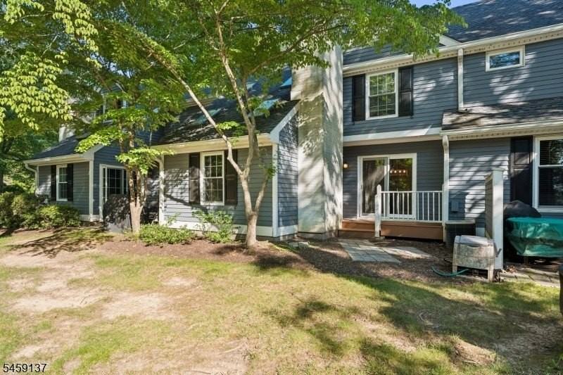 54 Countryside Dr - Photo 2 of 25