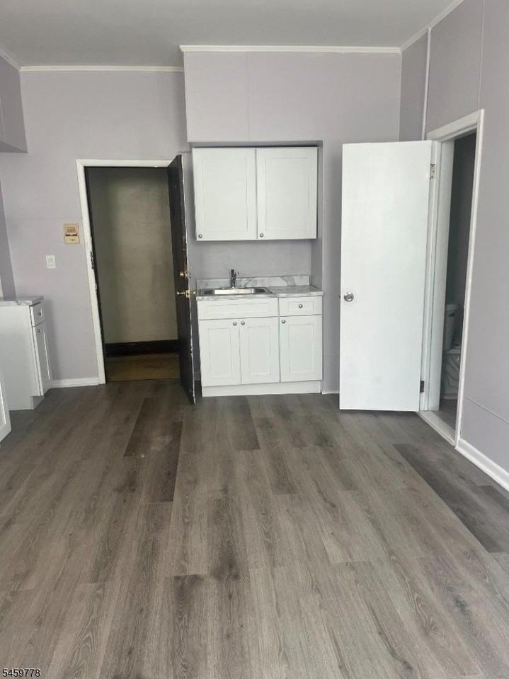 1055 Main Ave #15 - Photo 2 of 5