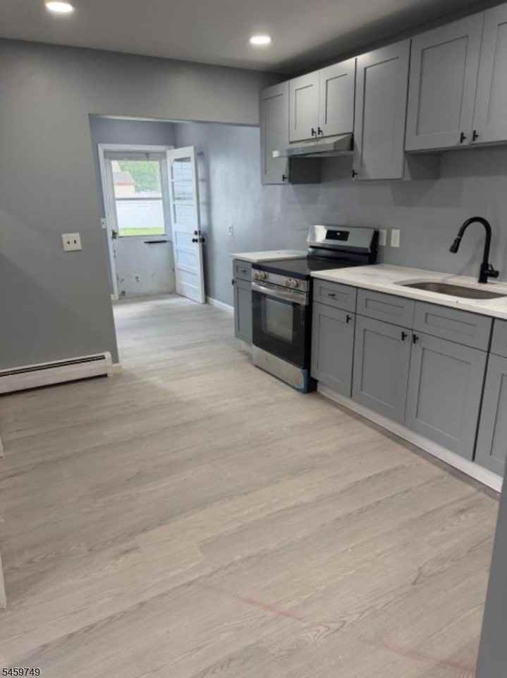 20 Madison St - Photo 4 of 12