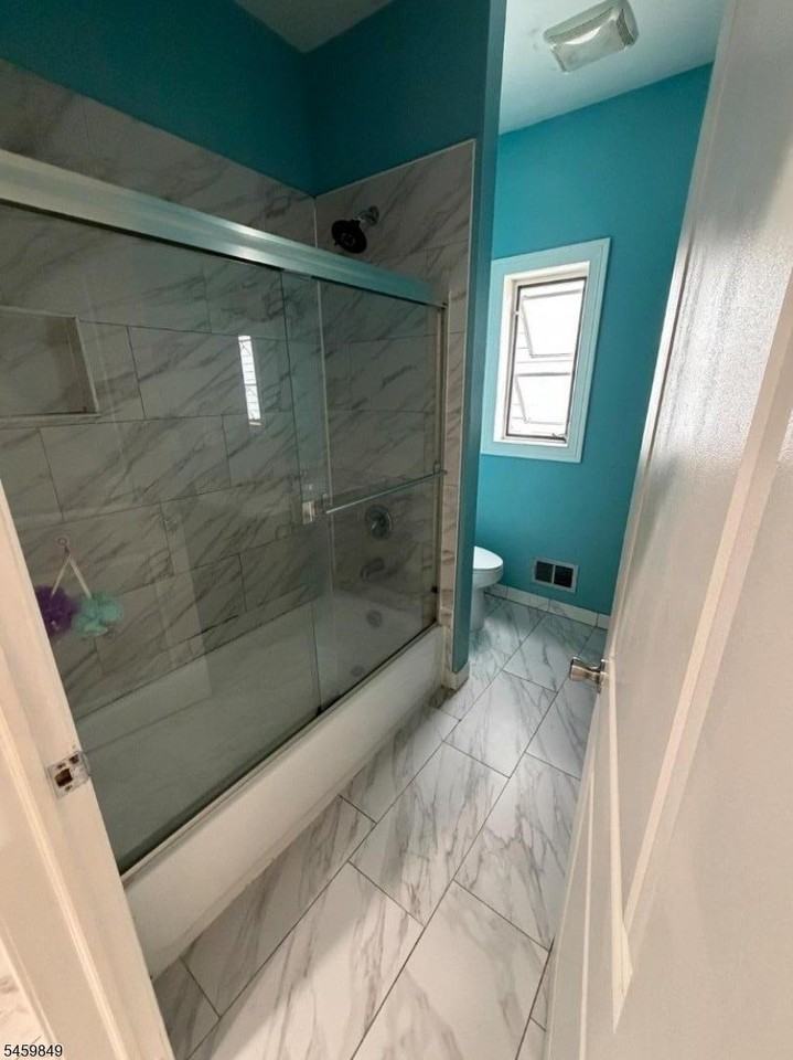 185 Tappan St - Photo 2 of 6
