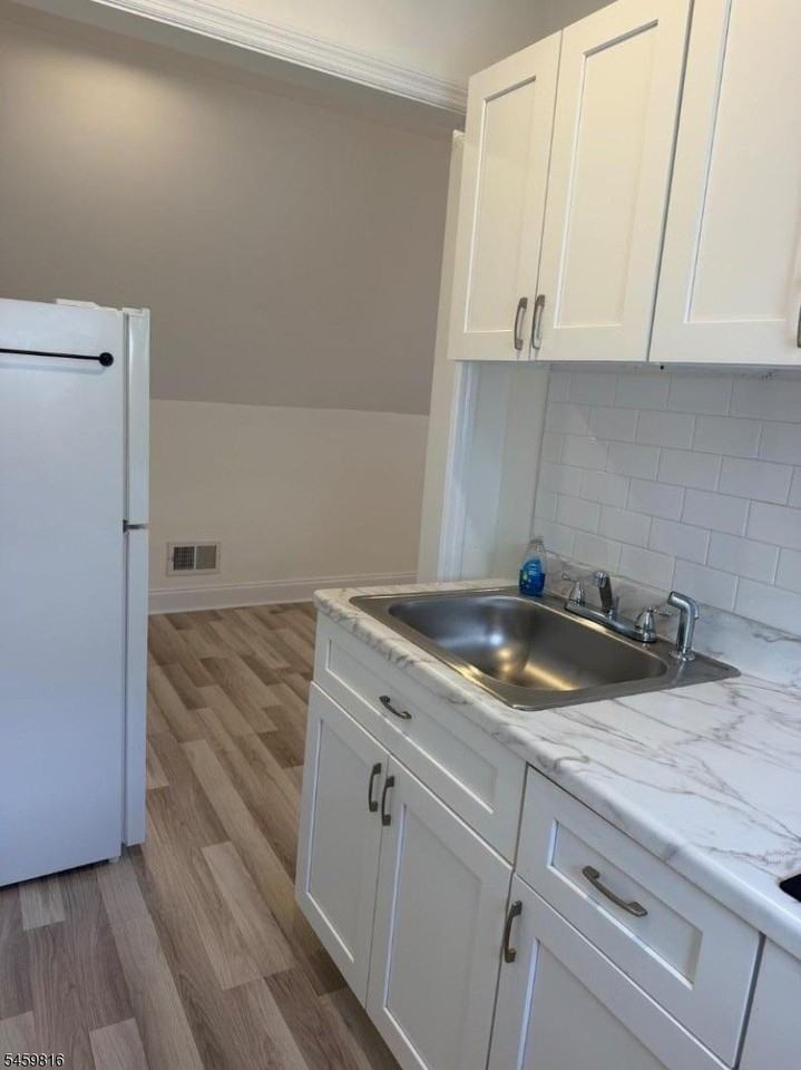 17 John St #3 - Photo 2 of 13