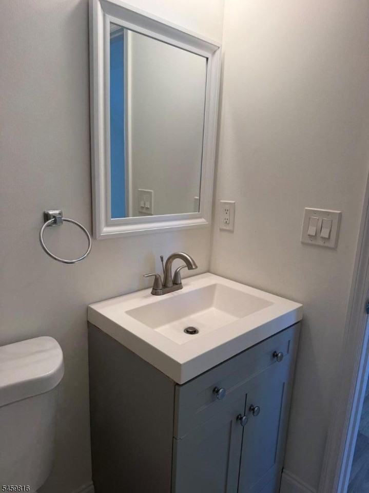 17 John St #3 - Photo 4 of 13