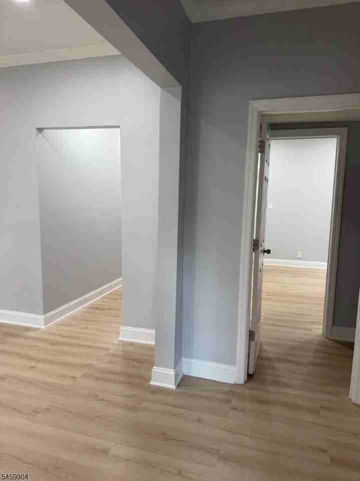 197 - 199 Hansbury Ave #1 - Photo 5 of 13
