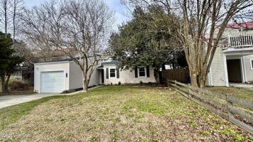 featured image of 206 E Doris Ave